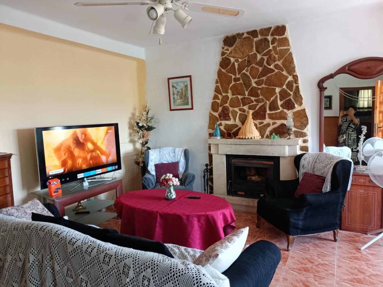 Bedroom With Private Bathroom And Two-Bedroom Family Suite In Quiet Forest Country House 80M2 Large Swimming Pool Music Town Lliria The Garden And Swimmingpool And Garden Are Shared Exterior photo